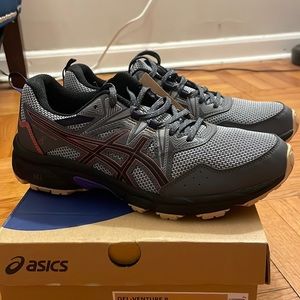 Women’s ASICS gel venture 8